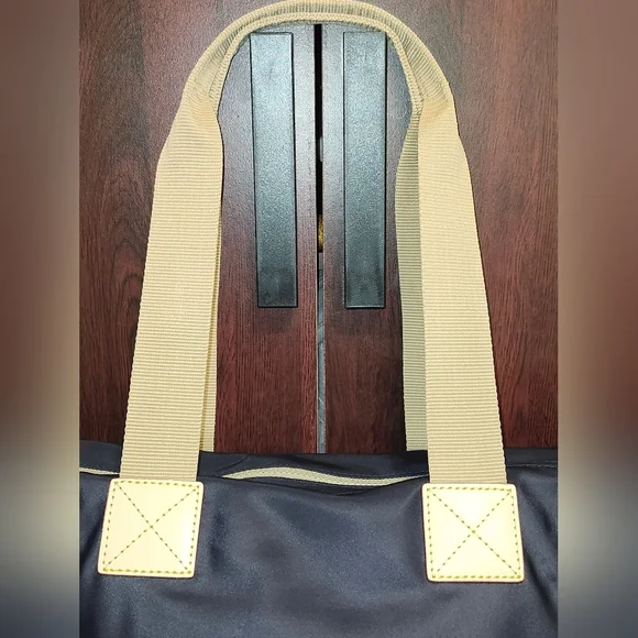 Dooney & Bourke Dark Blue Tote with Beige Leather Trim " Like New " Stuffed - Picture 3 of 7